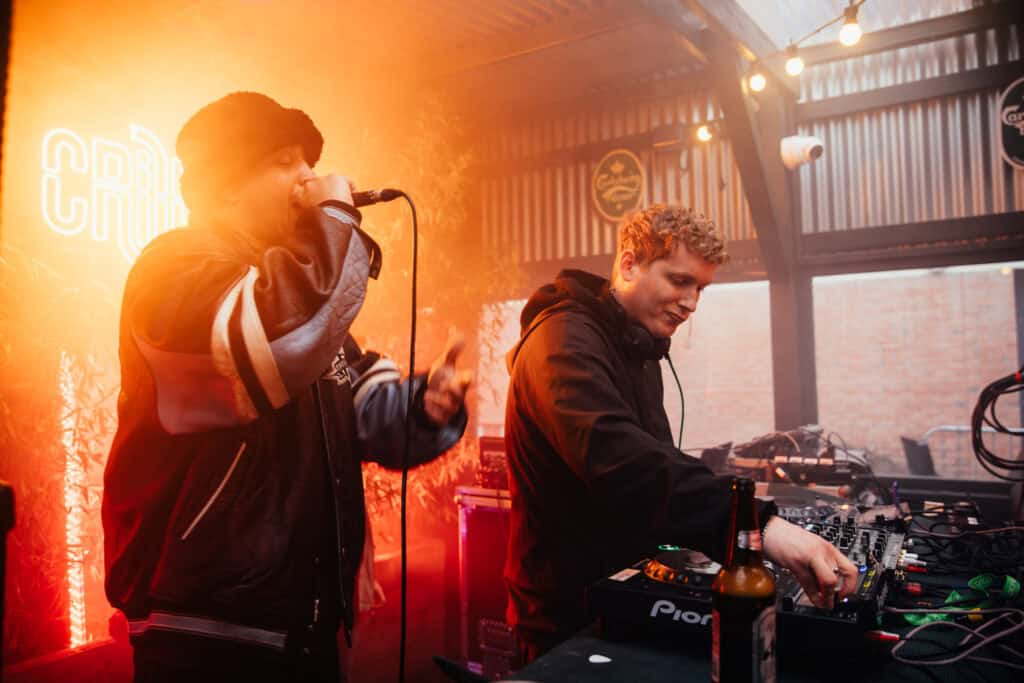 291A9308 Enhanced Nr