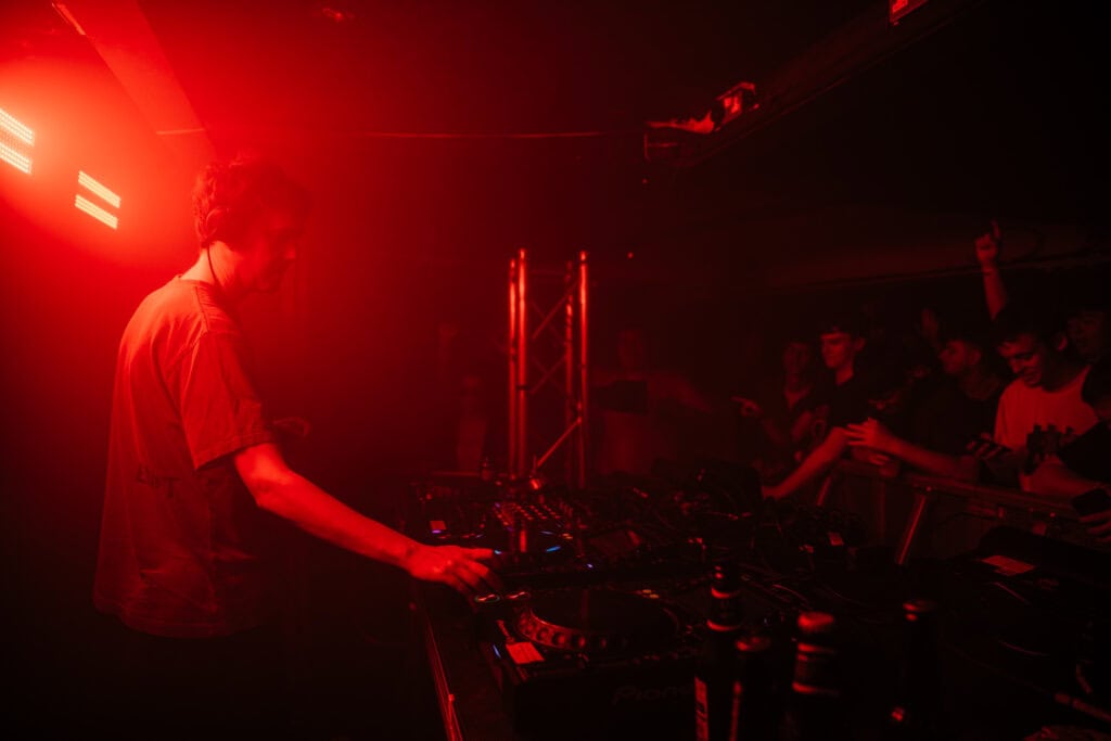 291A5345 Enhanced Nr