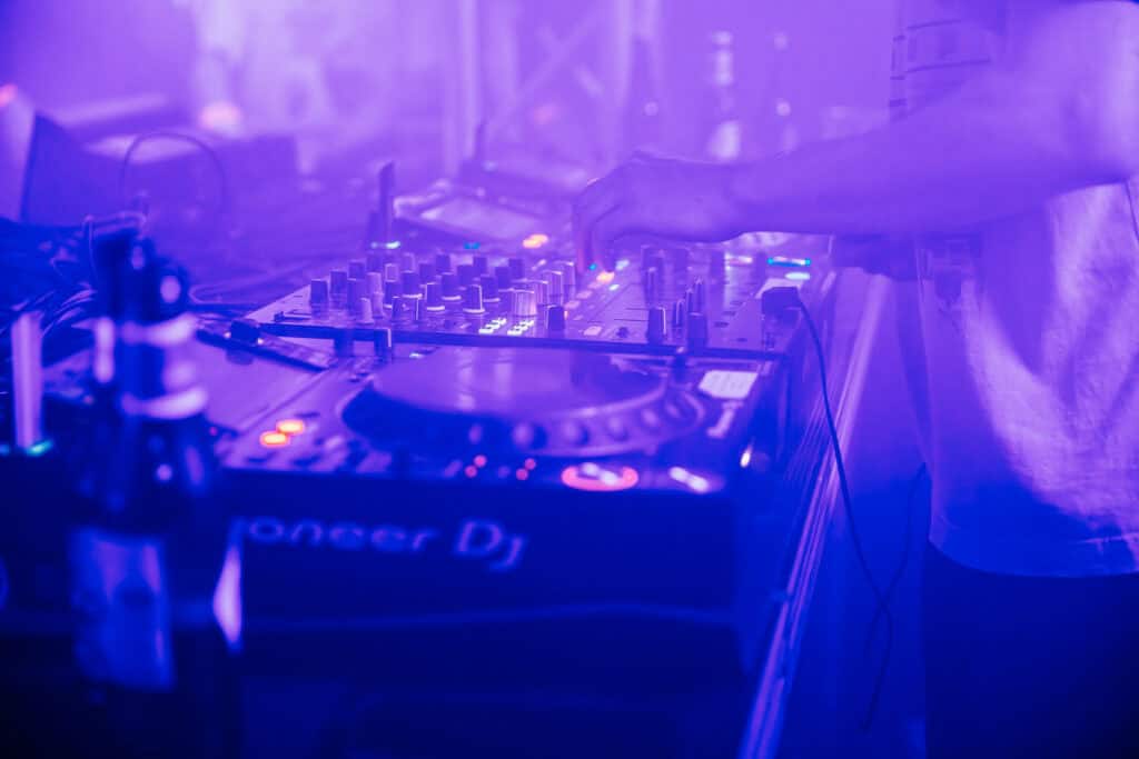 291A5488 Enhanced Nr