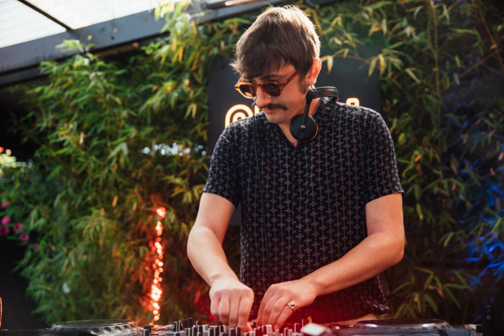 291A9165 Enhanced Nr