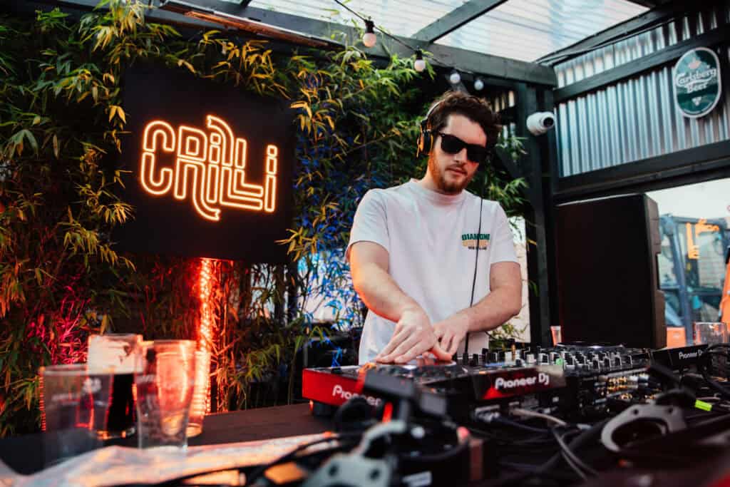 291A9384 Enhanced Nr