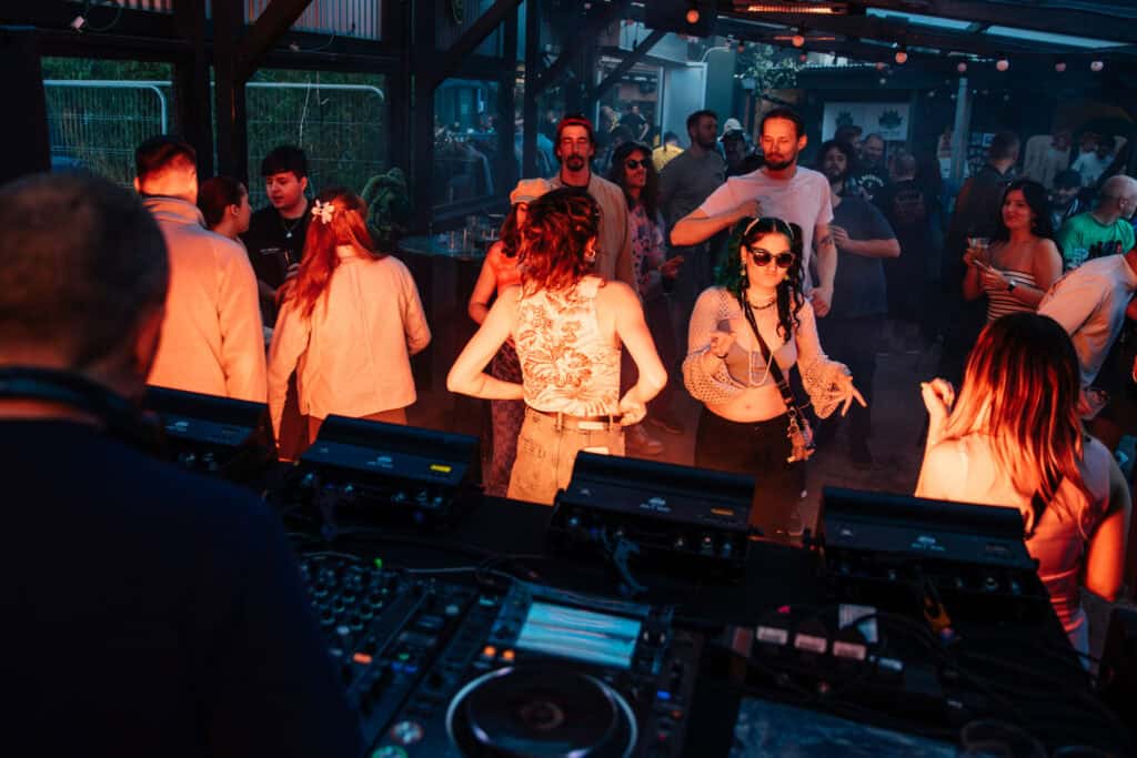 291A9706 Enhanced Nr