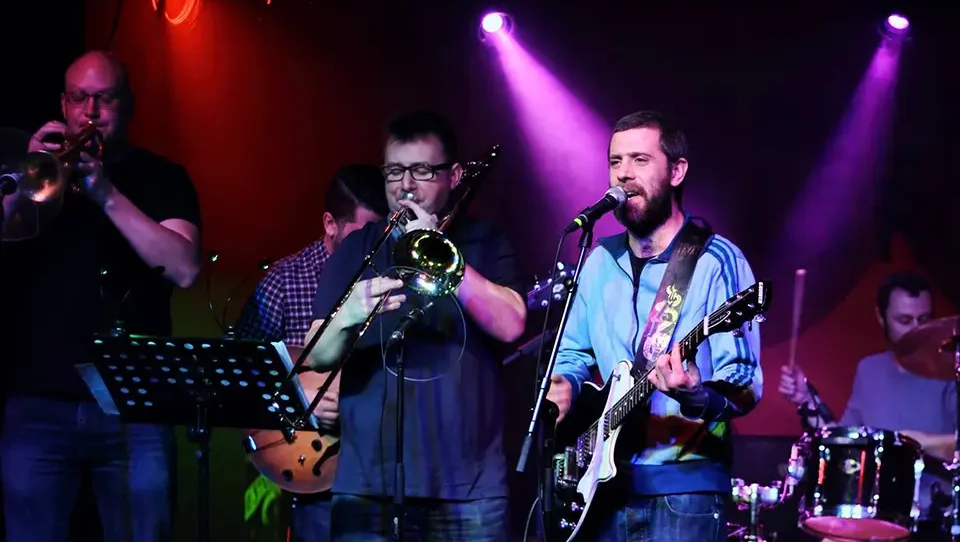 The Vibes – Lavery’s live